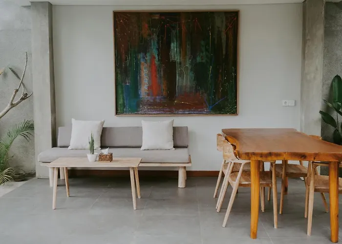 Anggira Villa *